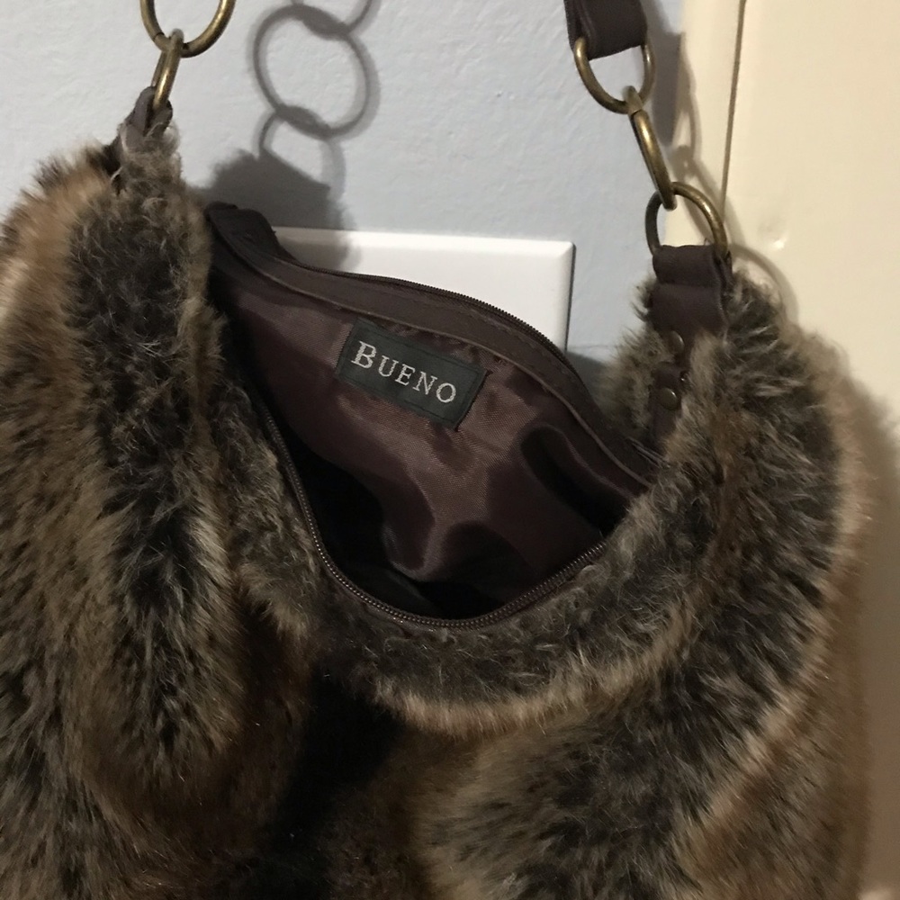 Bueno Handbag